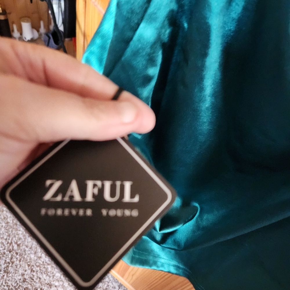 COPY - Nwt Womens Zaful Dress - Picture 4 of 9